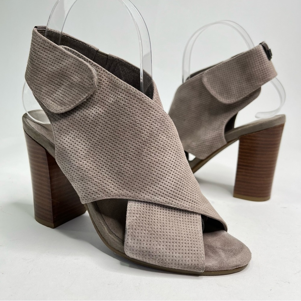 RUDSAK Suede Grey Taupe Textured Crossover Peep-toe Block Heel Sandals Heels